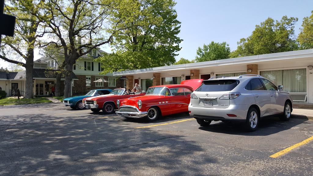 Indian Trail Motel Wisconsin Dells Exterior foto
