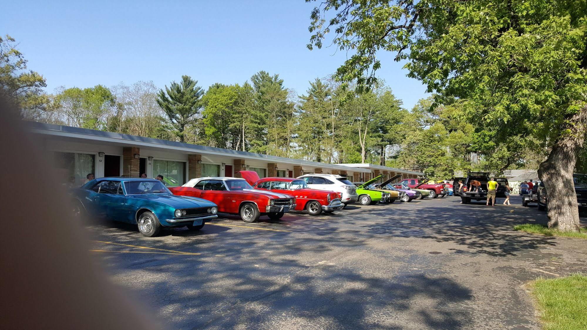 Indian Trail Motel Wisconsin Dells Exterior foto