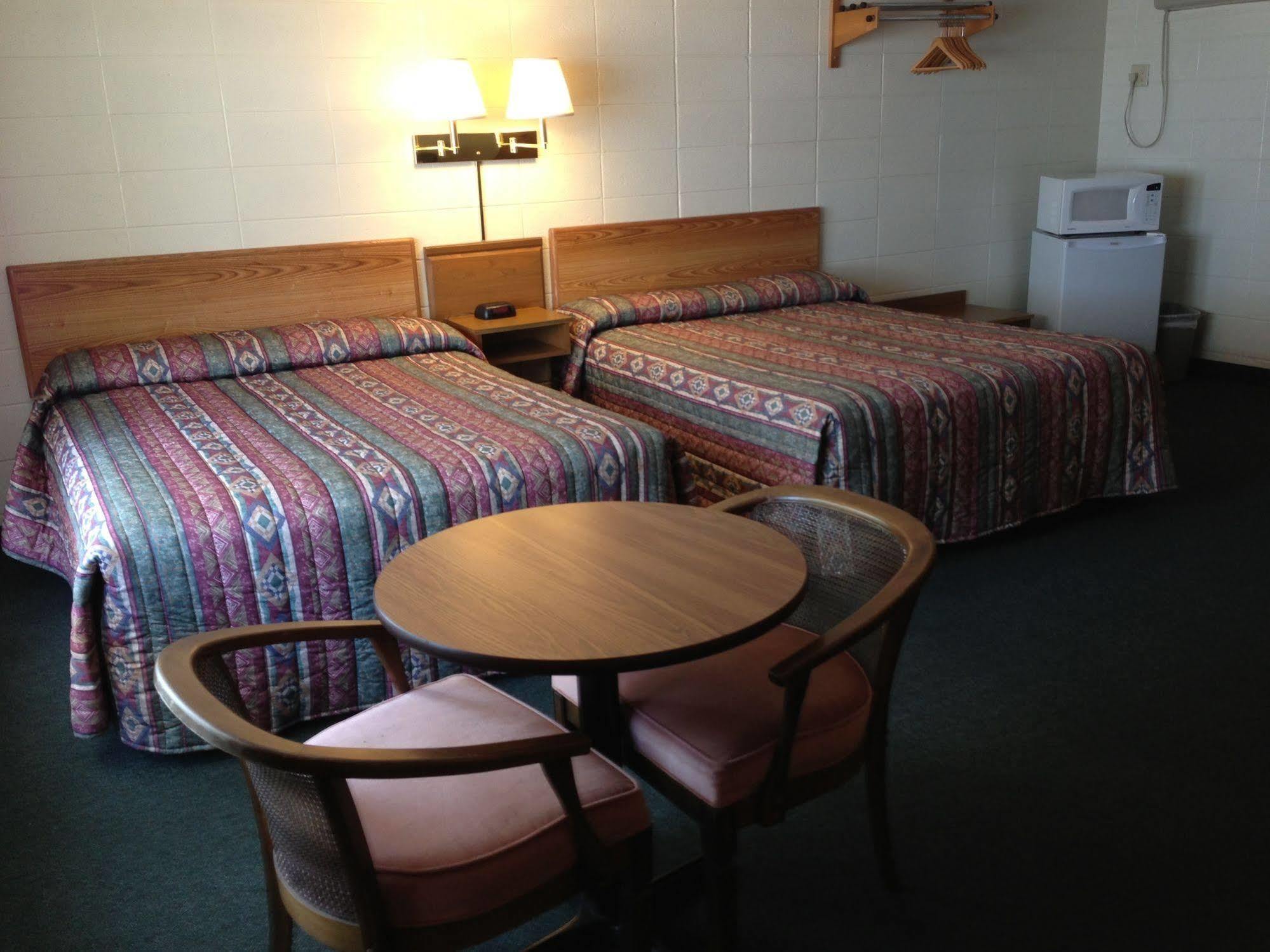 Indian Trail Motel Wisconsin Dells Exterior foto