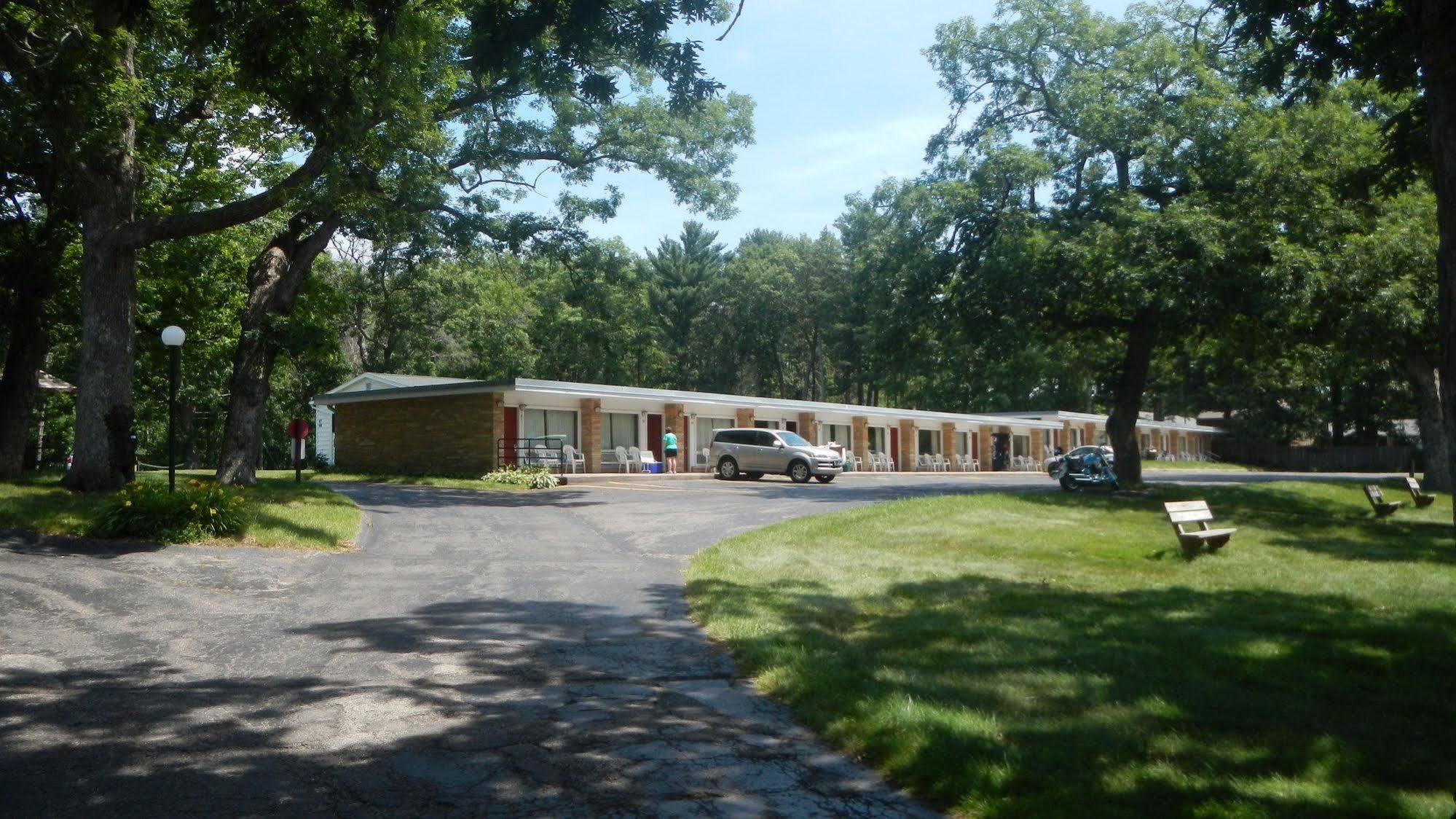 Indian Trail Motel Wisconsin Dells Exterior foto